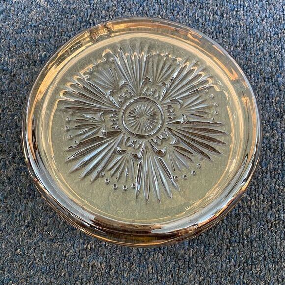 Vintage collectible 1970’s glass imprinted ashtray 7x7 - Picture 6 of 7